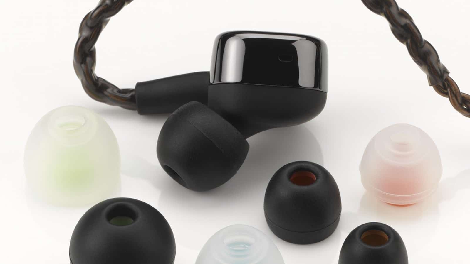 AKG N5005 high resolution in-ear headphones | best of high end