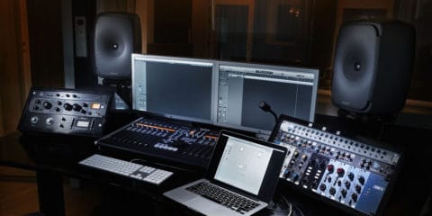 difference-between-hifi-speakers-and-studio-monitors-explained